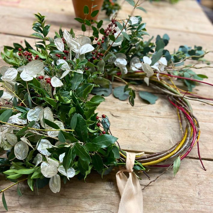 Christmas Foliage Wreaths Workshop - Image 4