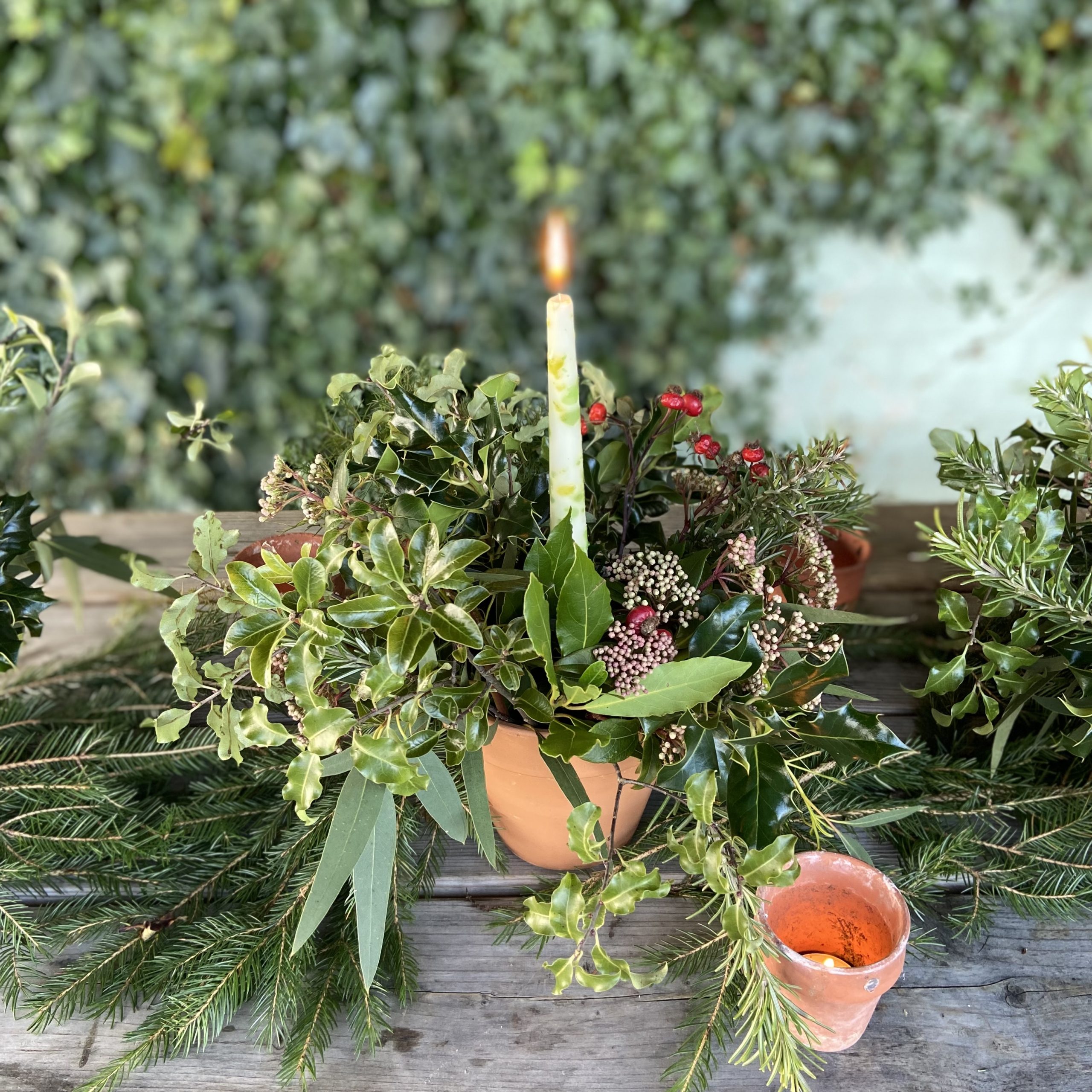 Foam-free Christmas Table Centres Workshop - Image 2